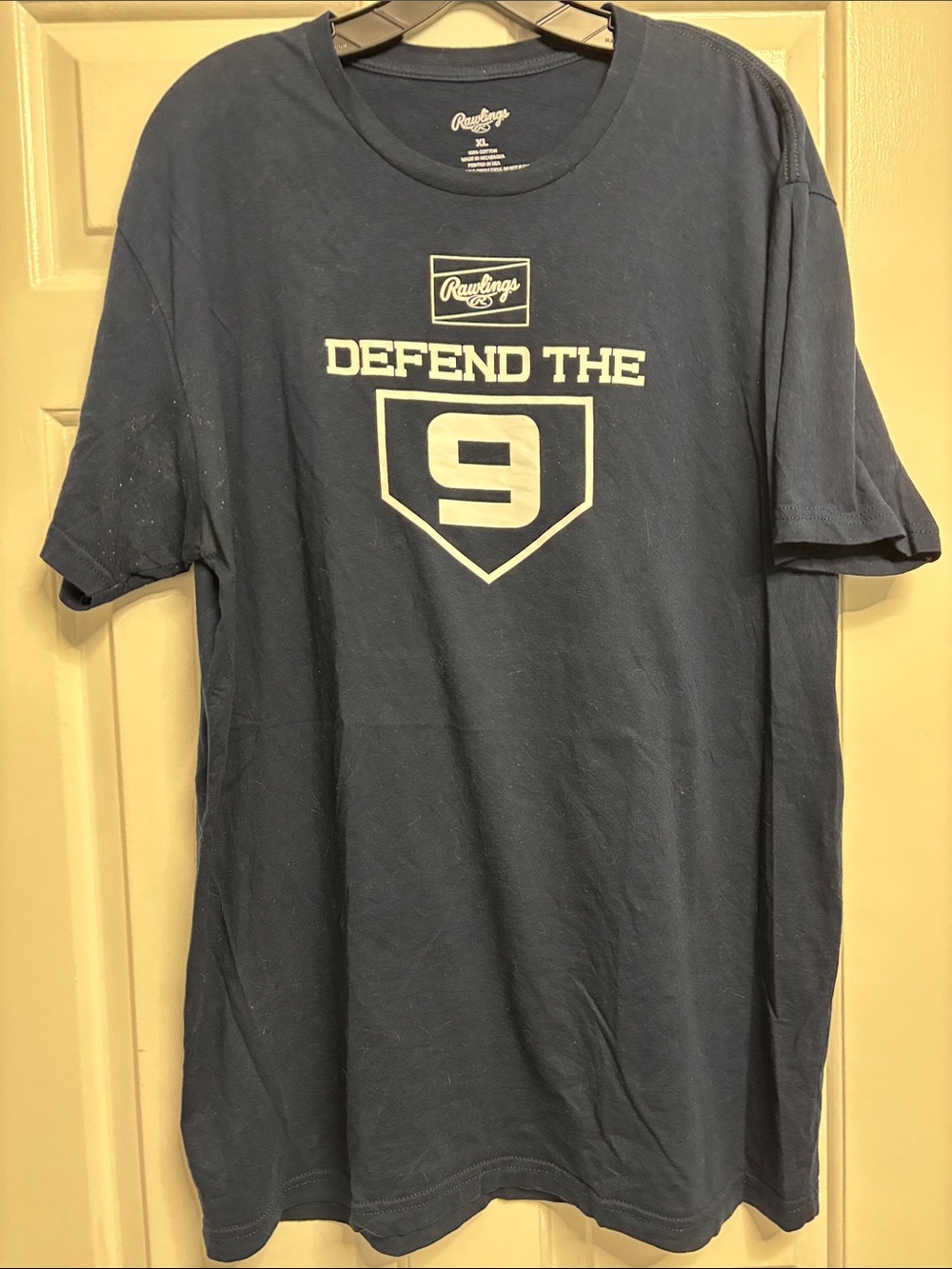 Rawlings “Defend The 9” Baseball T-Shirt – Men’s XL Navy Blue